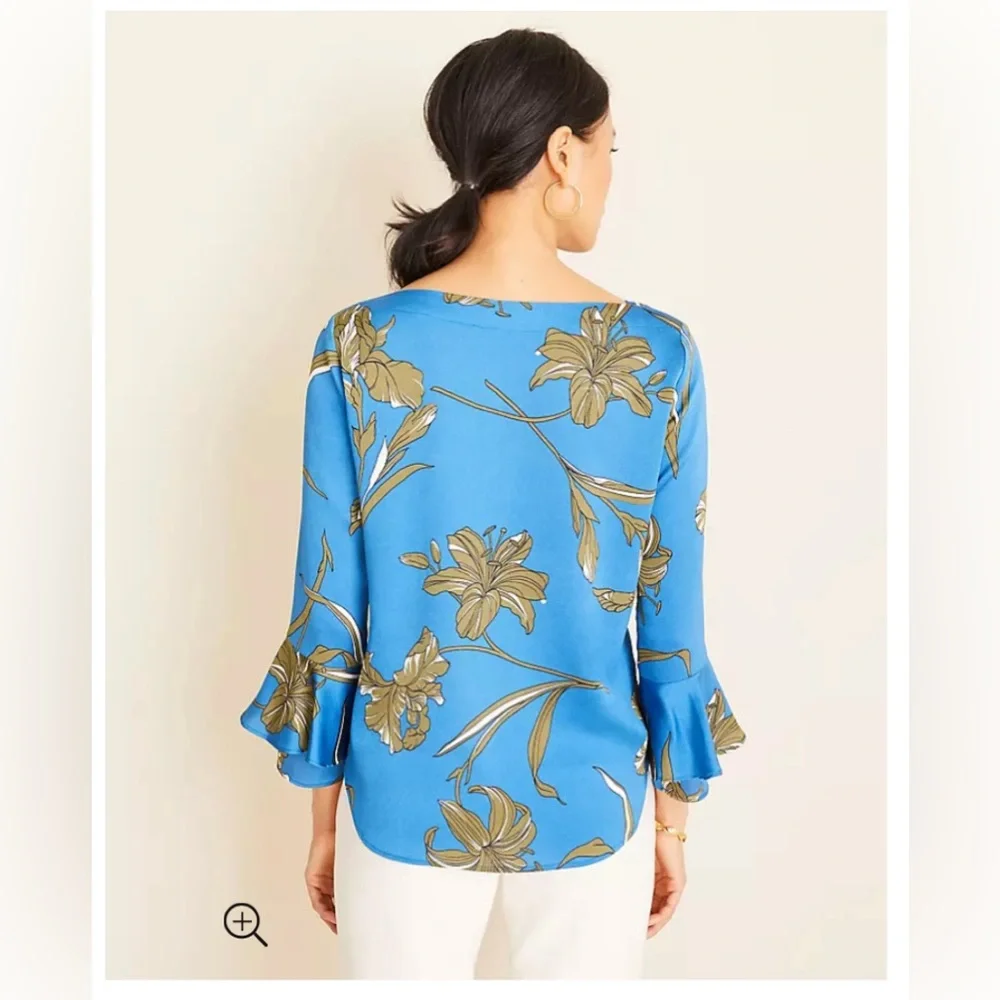 Ann Taylor Iris Flounce Cuff Boatneck Top XS Petite - Picture 2 of 12